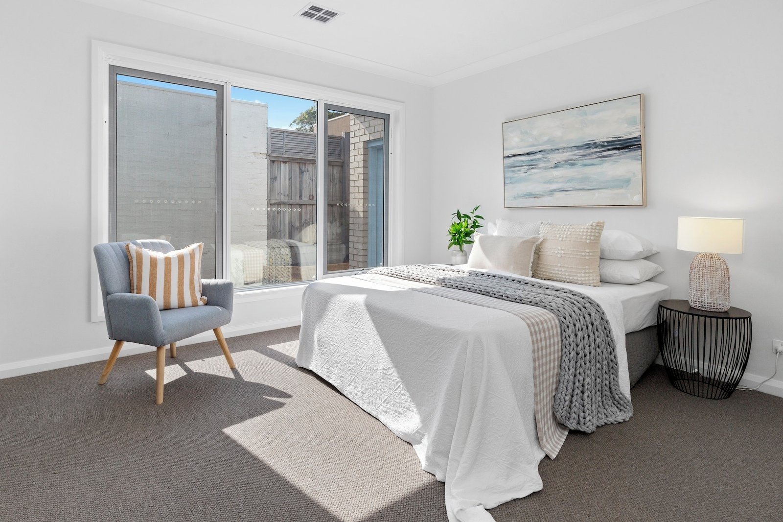 2/12 Coonara Avenue, Mount Eliza, 3930