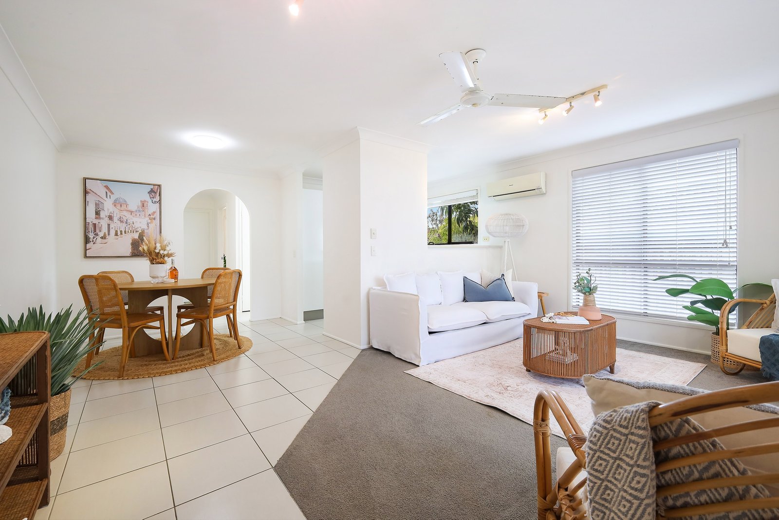 2/12 Corunna Crescent ASHMORE 3