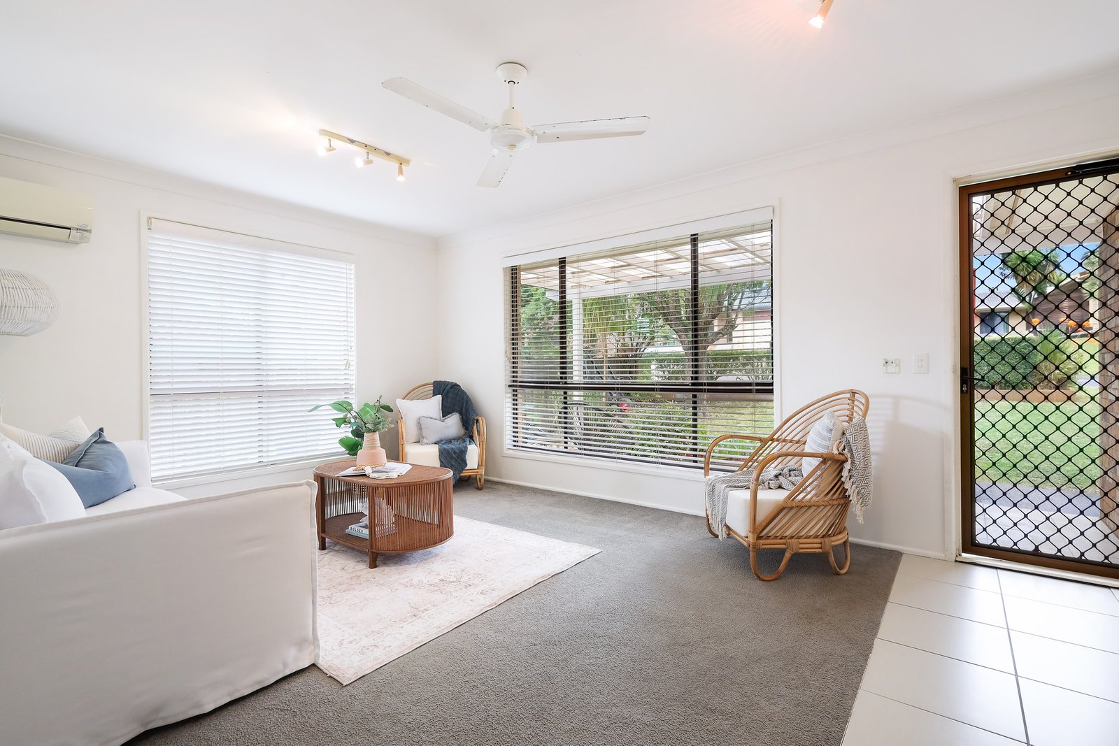 2/12 Corunna Crescent ASHMORE 4