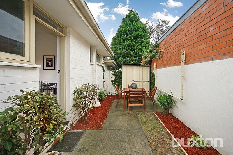 Gallery: 2/12 Curtin Street