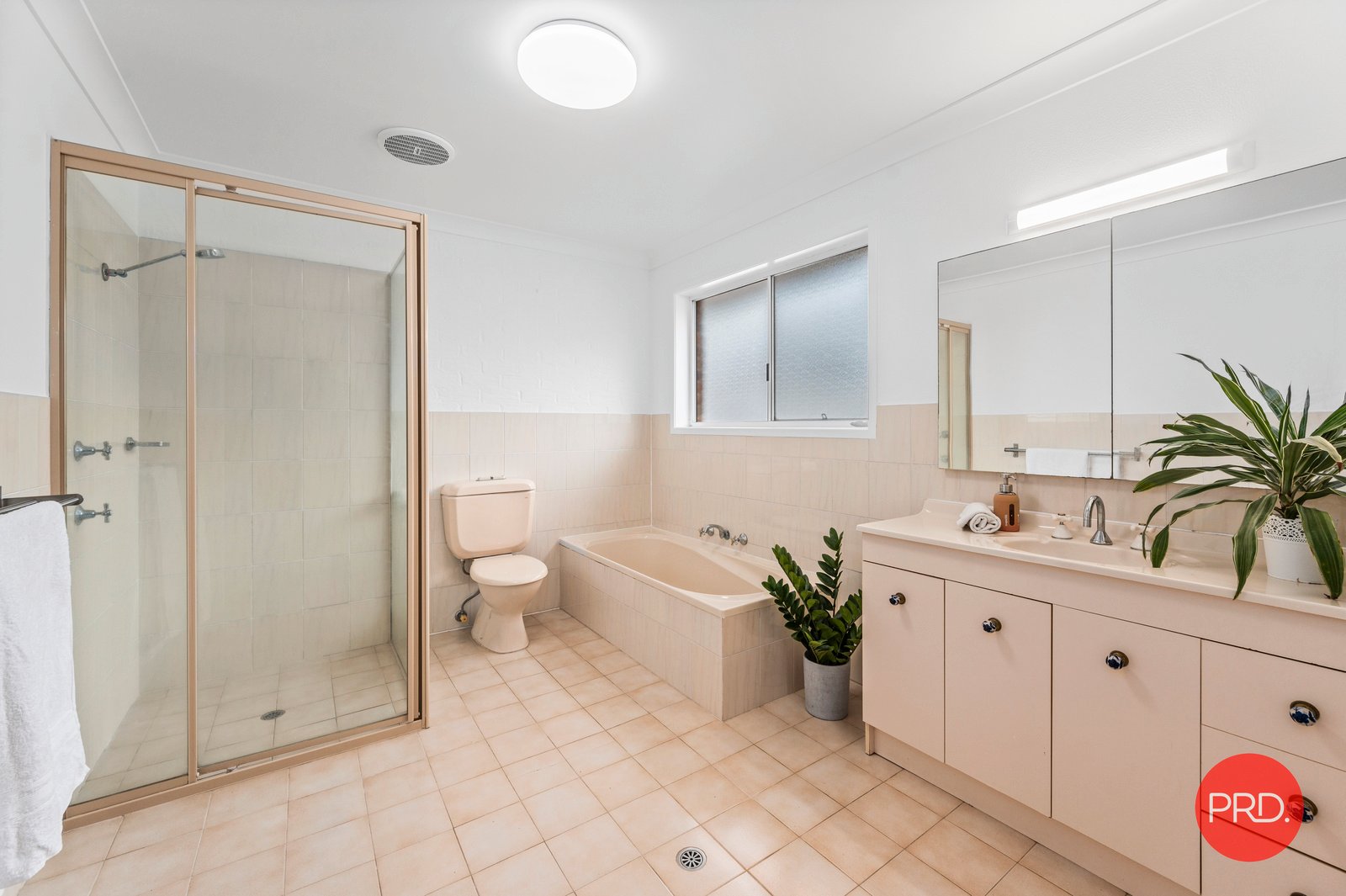 2/12 Cutter Drive COFFS HARBOUR 12