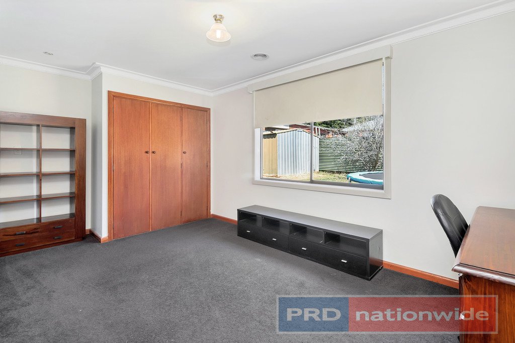 212 Daylesford Road BROWN HILL 6