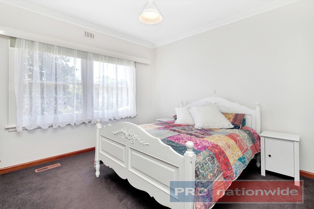 212 Daylesford Road BROWN HILL 7