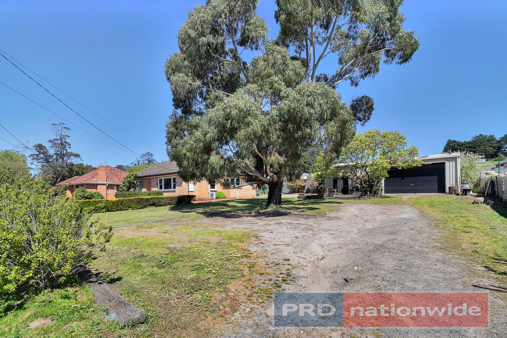 212 Daylesford Road BROWN HILL 12
