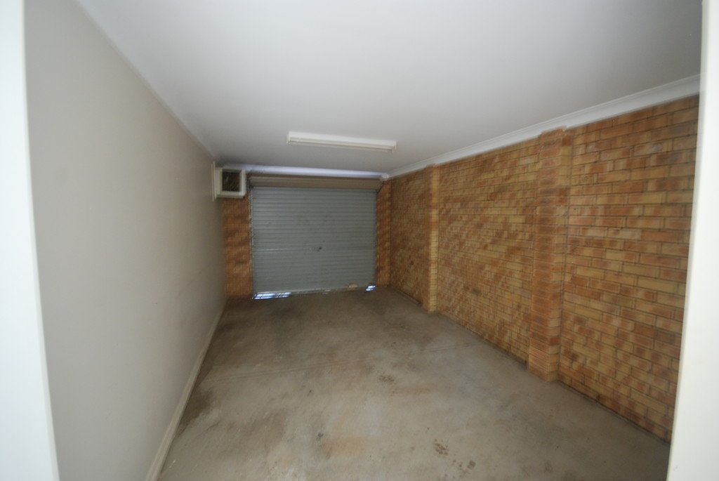 2/12 Dunn Ave  FOREST HILL 6