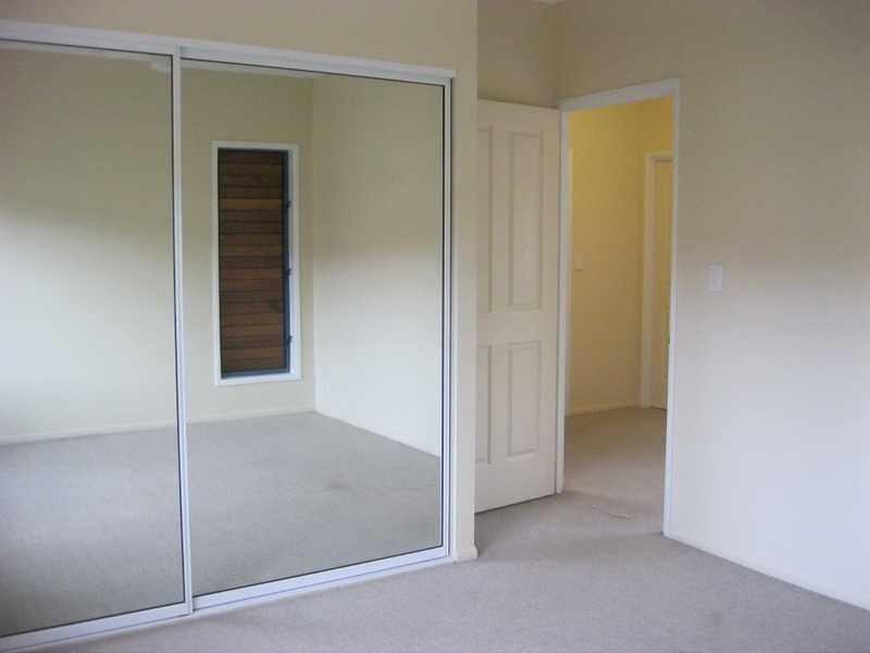 2/12 Erromango Drive JUBILEE POCKET 8