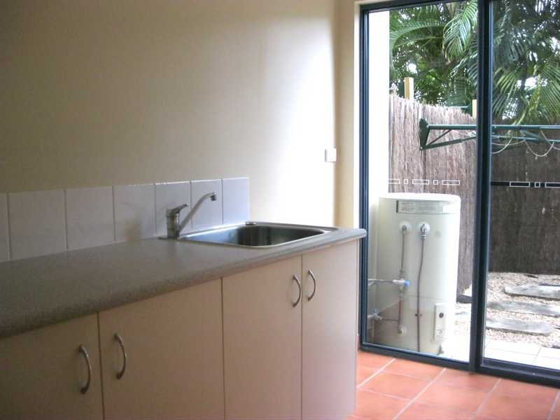 2/12 Erromango Drive JUBILEE POCKET 13