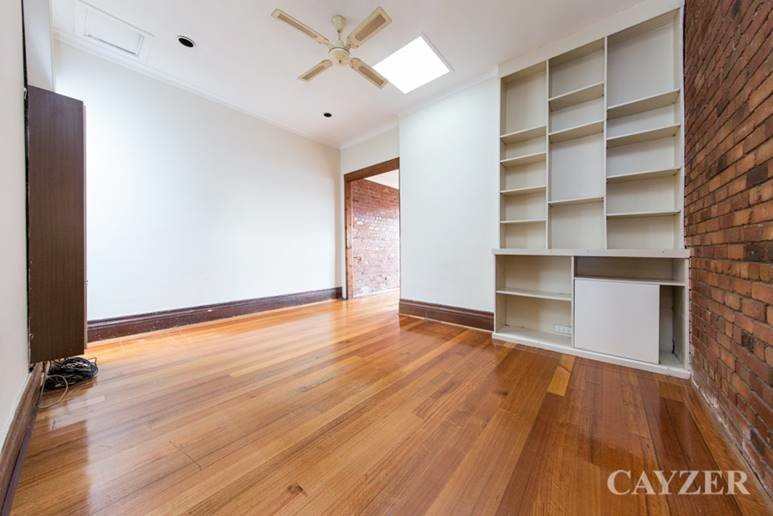 Gallery: 212 Ferrars Street
