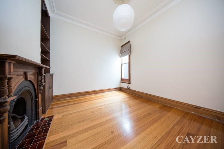 Gallery: 212 Ferrars Street