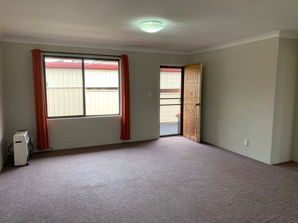 2/12 Gilbert St  TUMBARUMBA 3