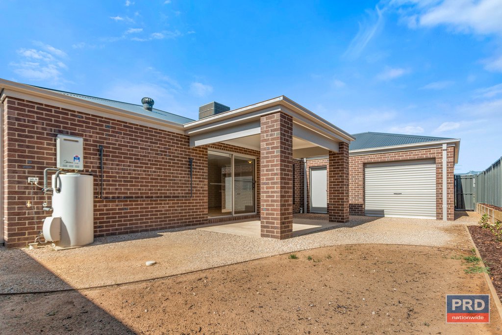 2/12 Heinz Street WHITE HILLS 9