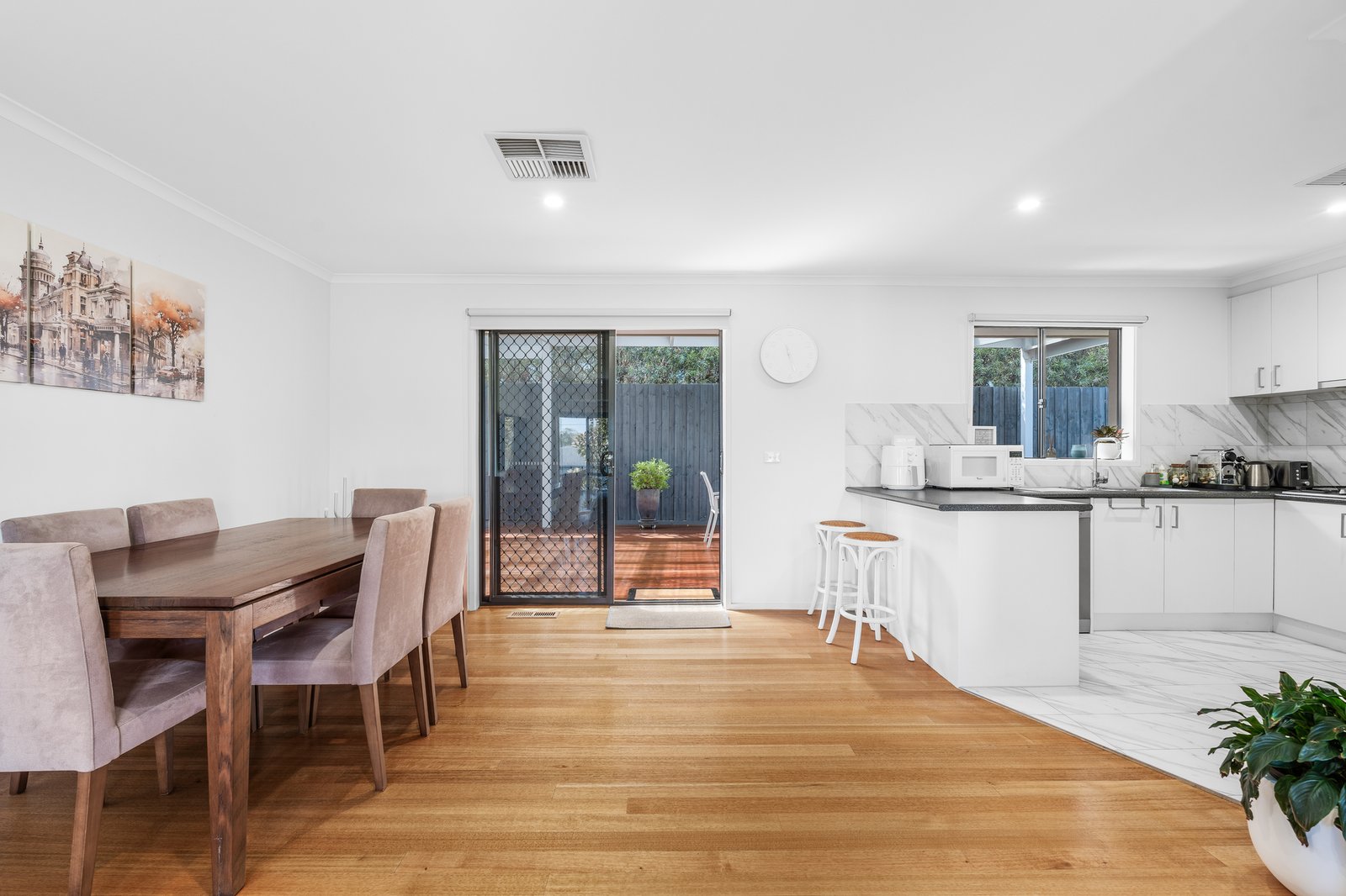 Gallery: 2/12 Hodgson Grove