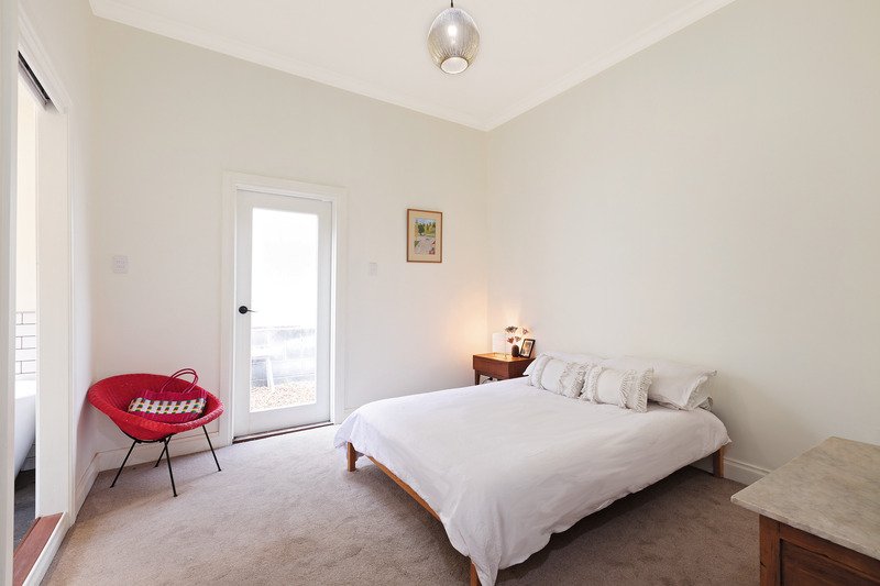 Gallery: 212 Humffray Street North