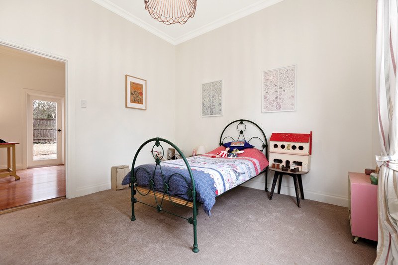Gallery: 212 Humffray Street North