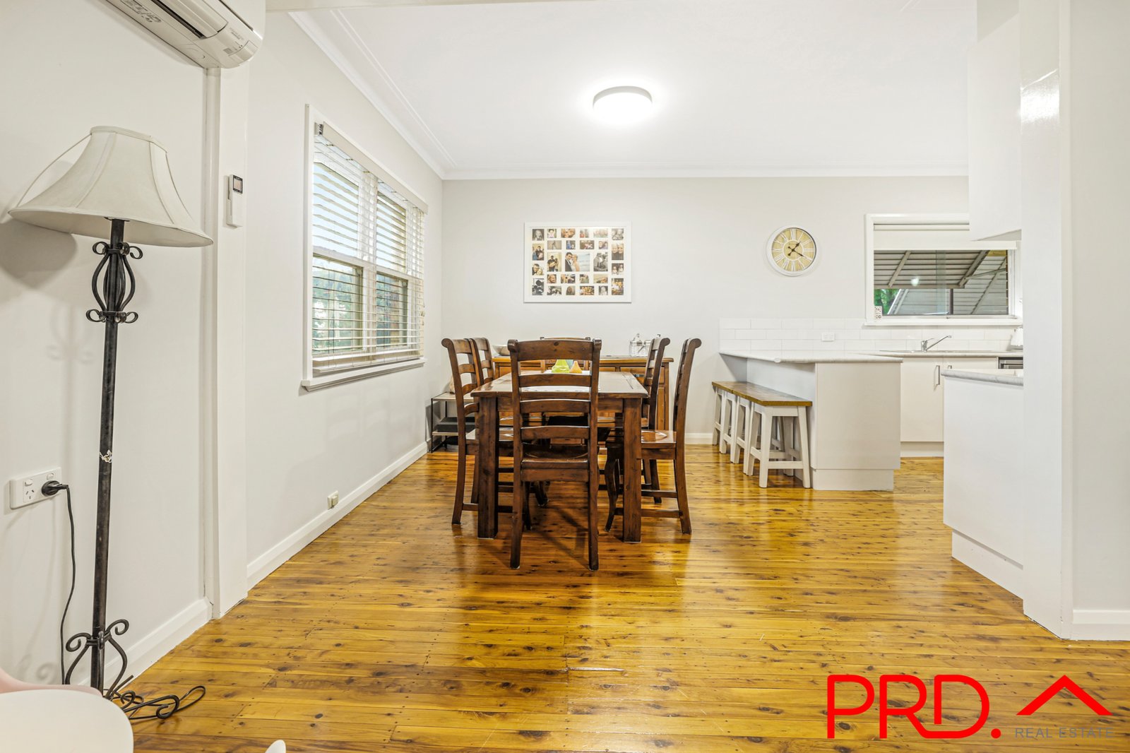 212 Johnston Street TAMWORTH 7