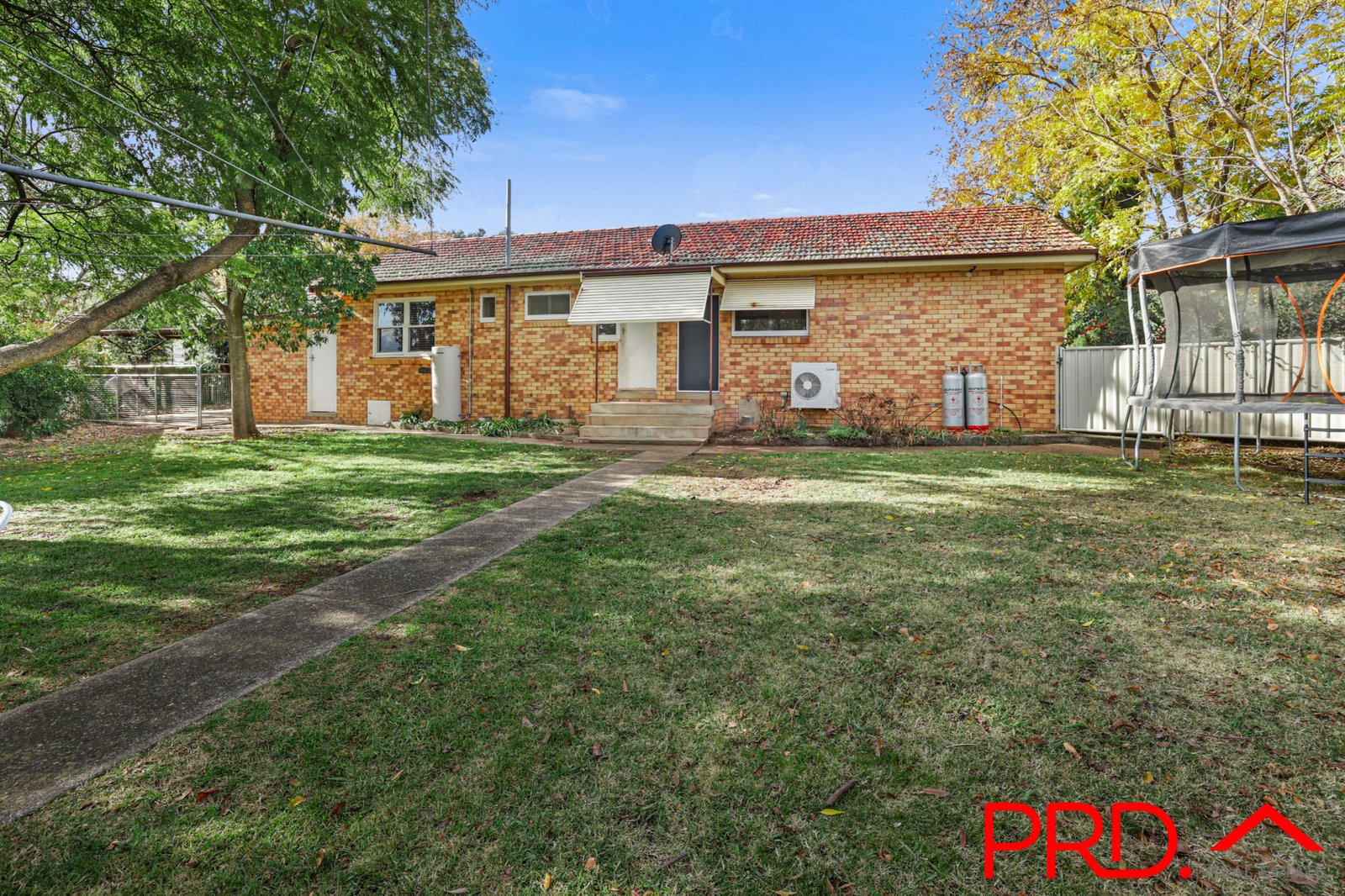 212 Johnston Street TAMWORTH 16