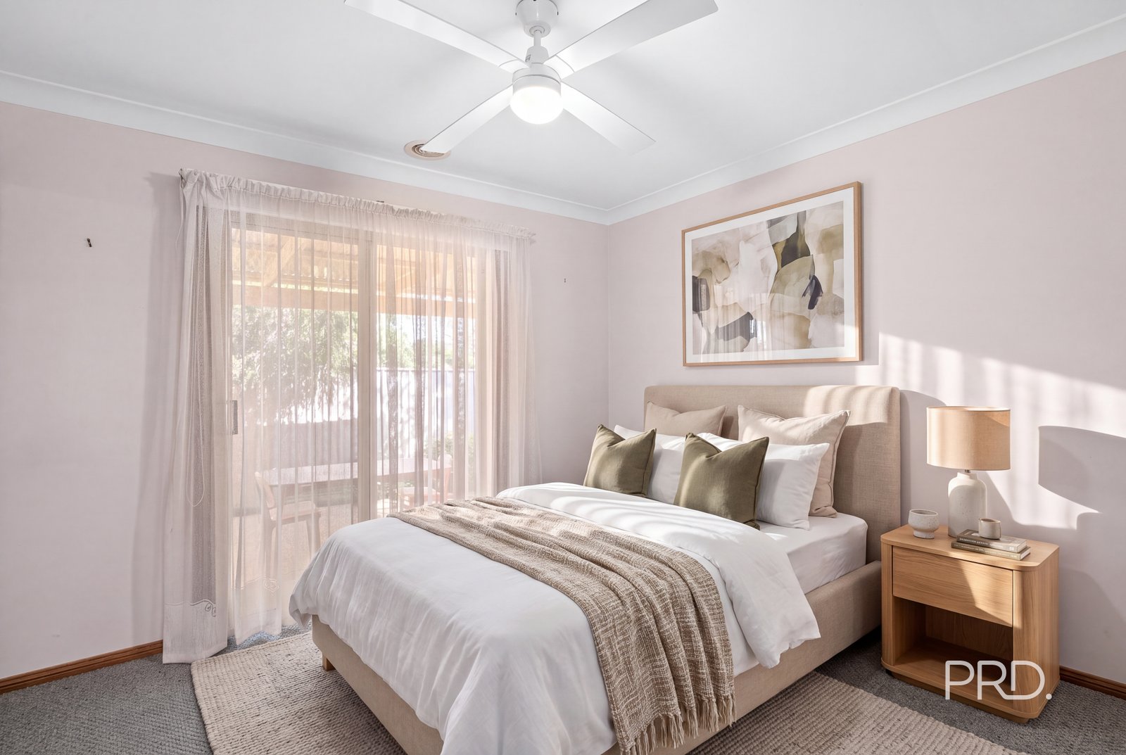 2/12 Kaloona Drive BOURKELANDS 8