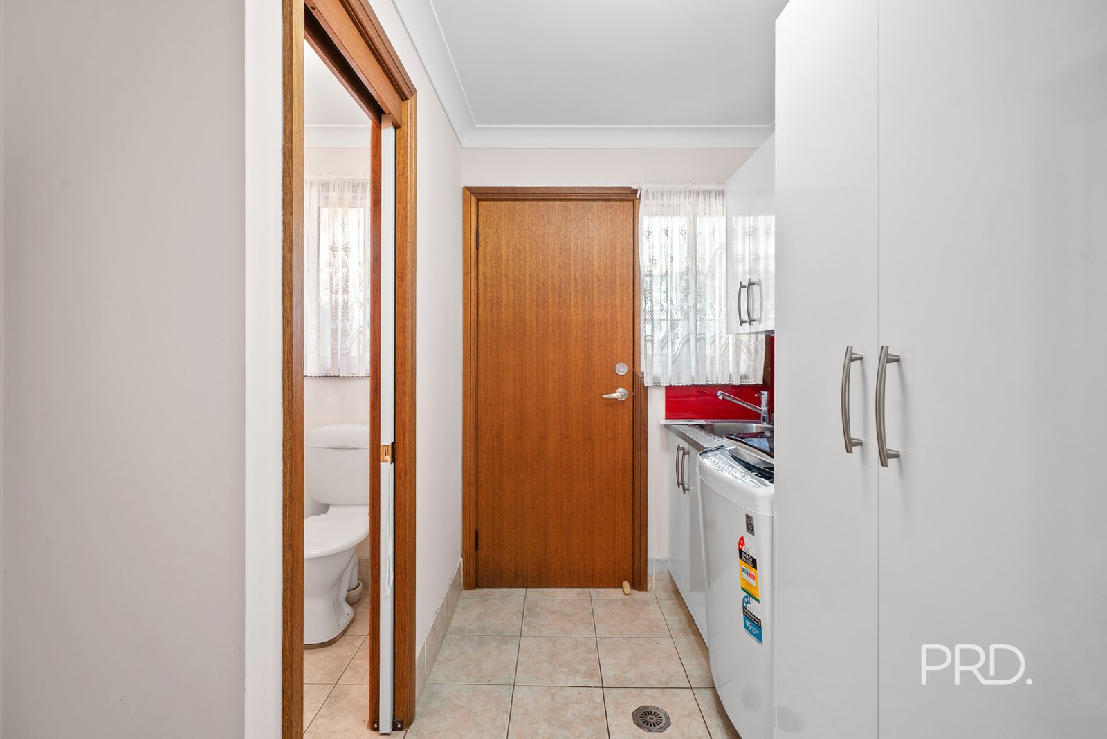 2/12 Kaloona Drive BOURKELANDS 10
