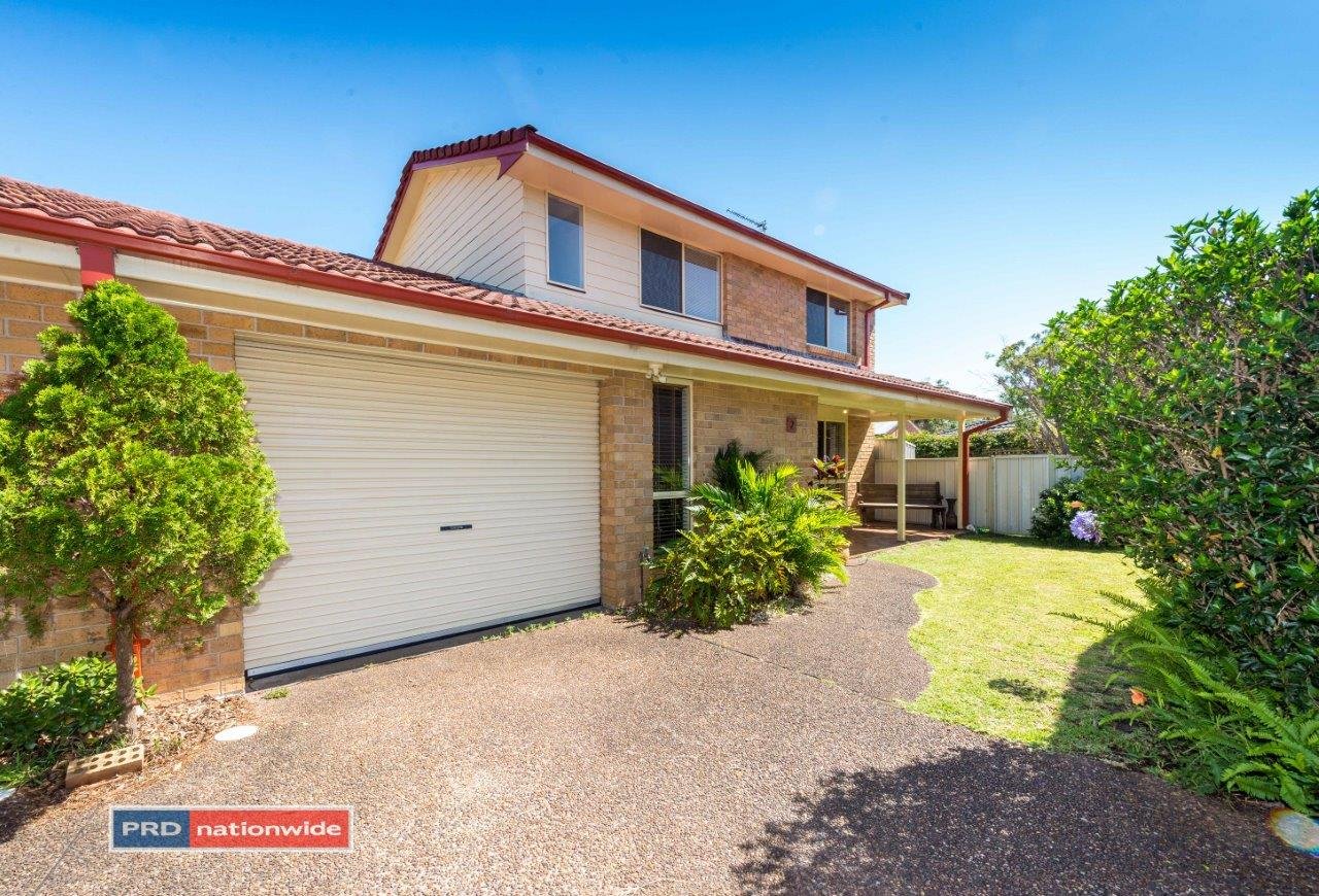 2/12 Lambton Close SALAMANDER BAY 1