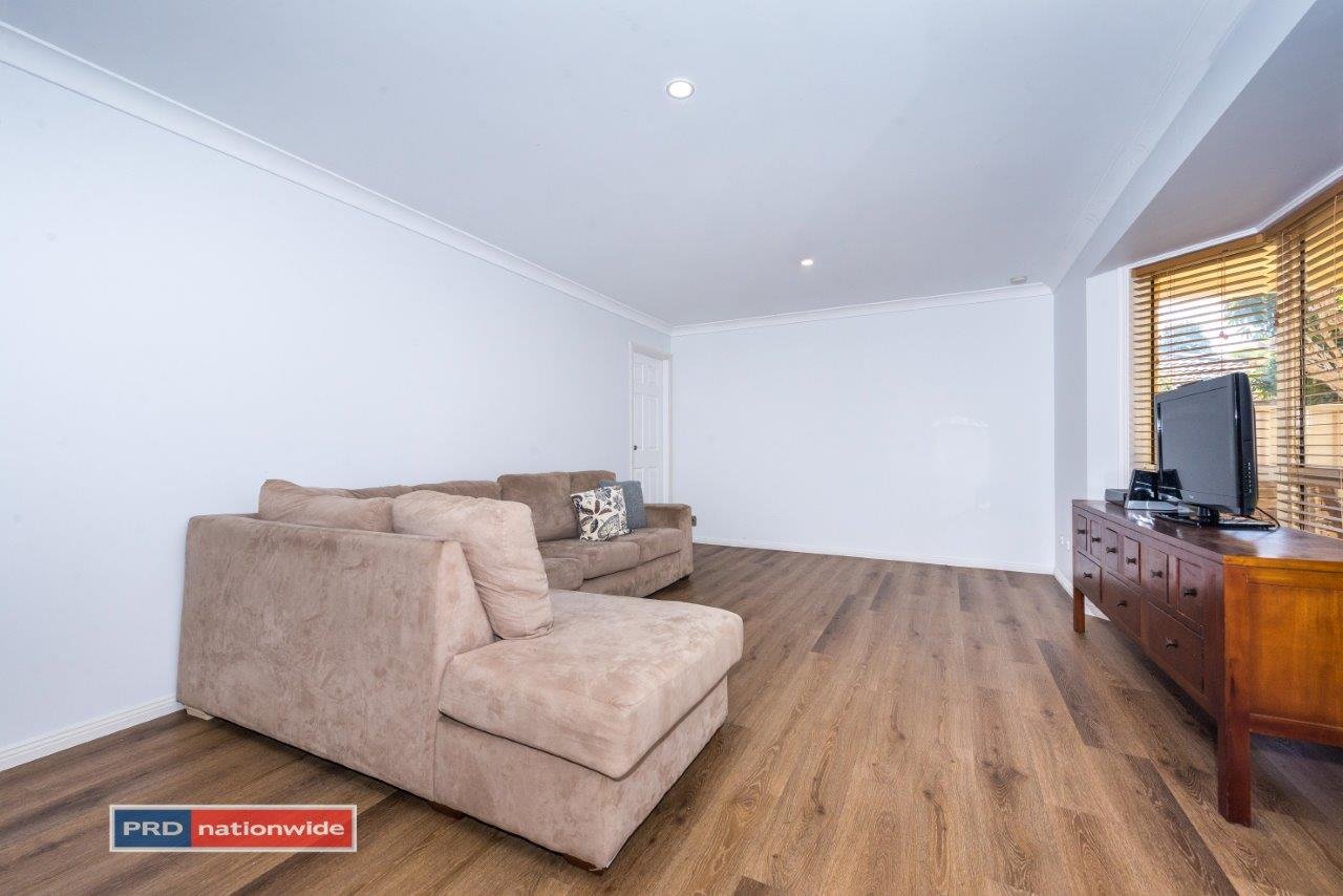 2/12 Lambton Close SALAMANDER BAY 6