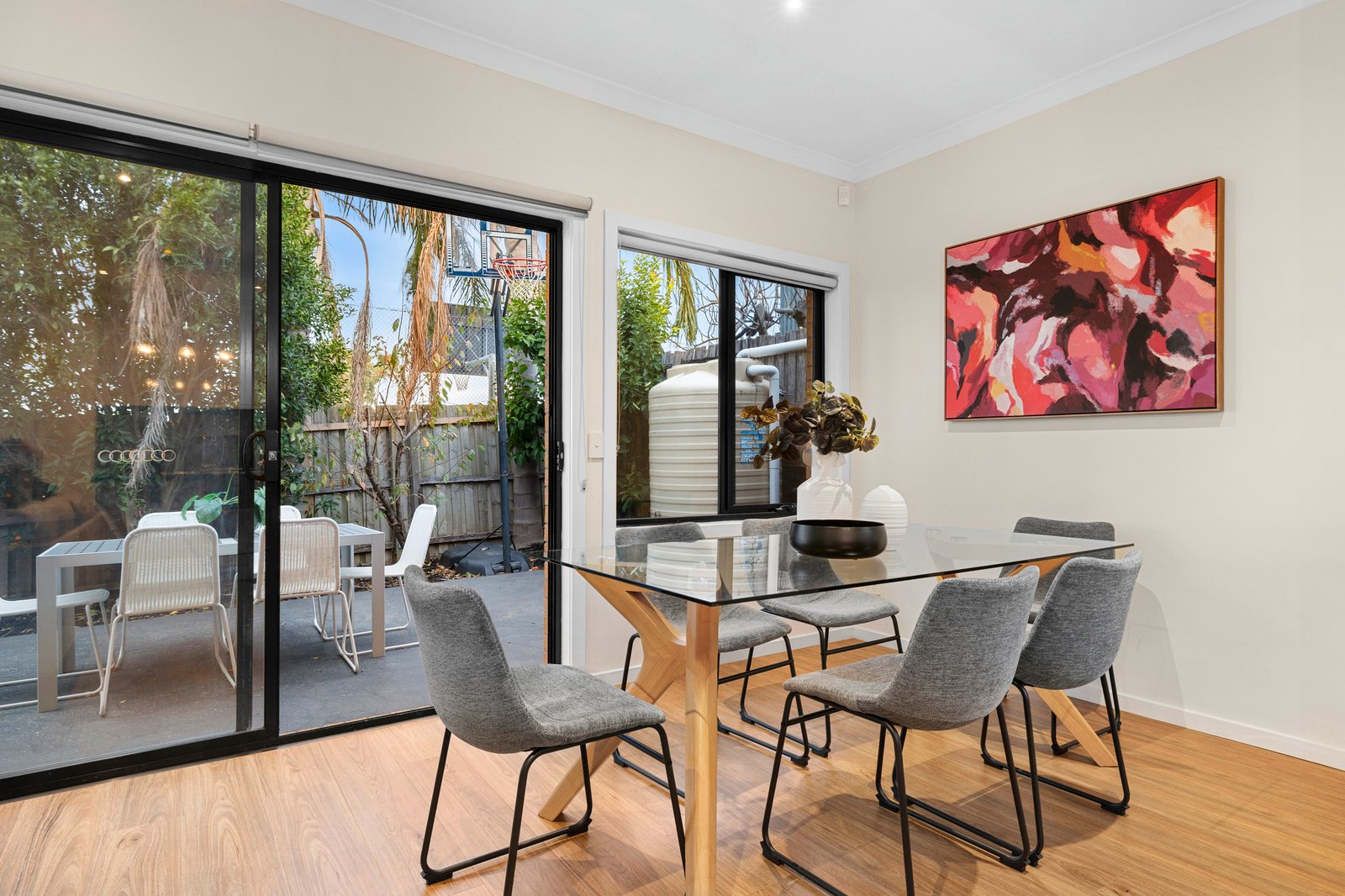 Gallery: 2/12 Leroux Street