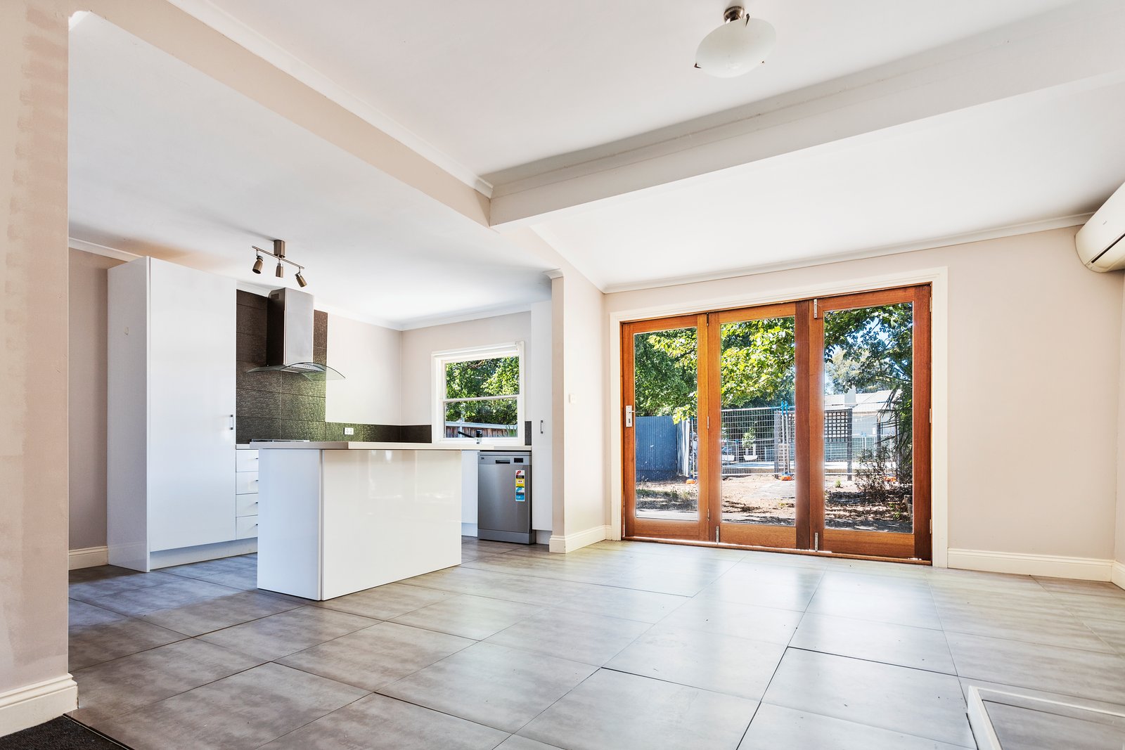 212 McCrae Street BENDIGO 5