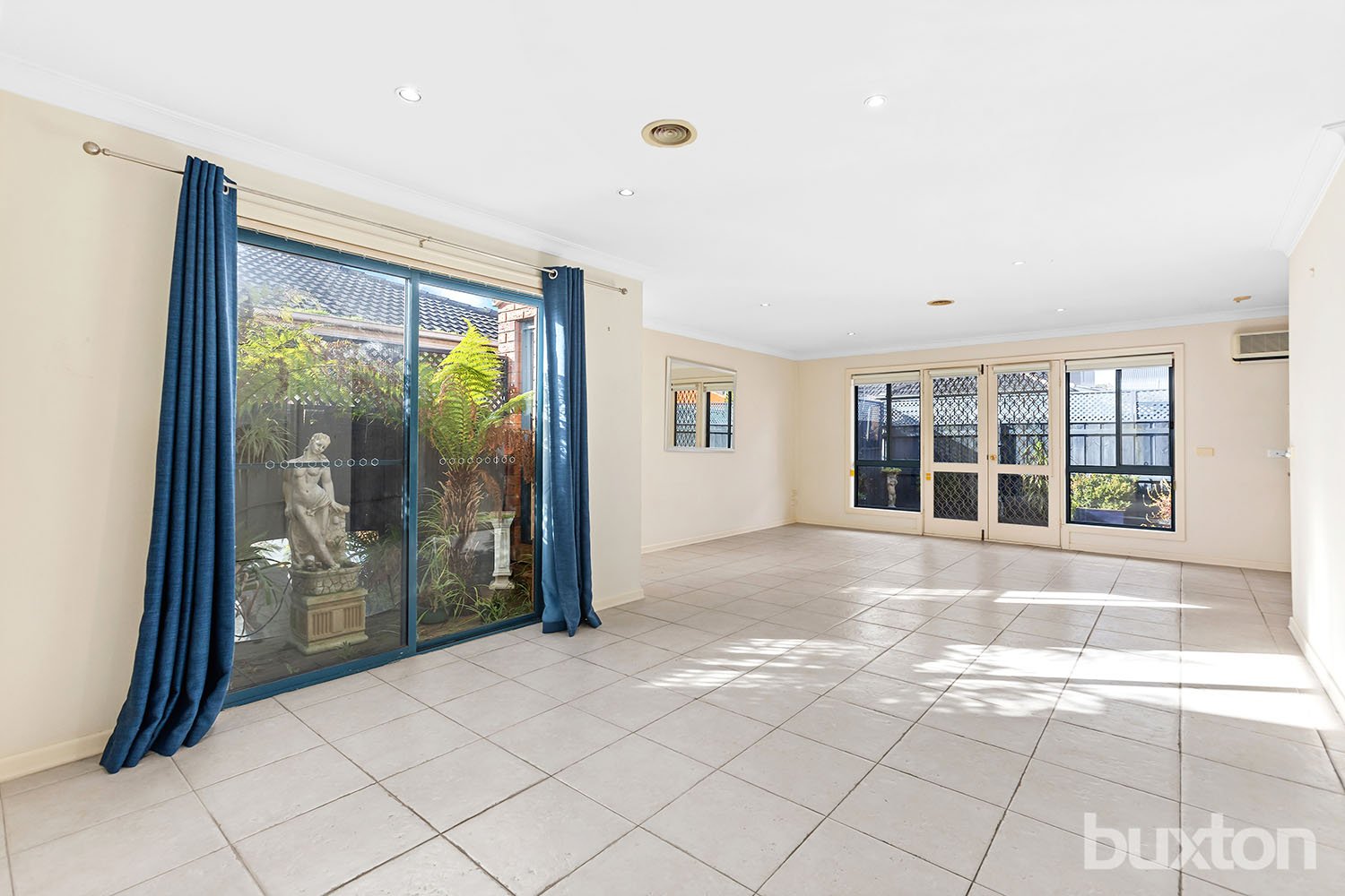 Gallery: 2/12 Mitchell Street