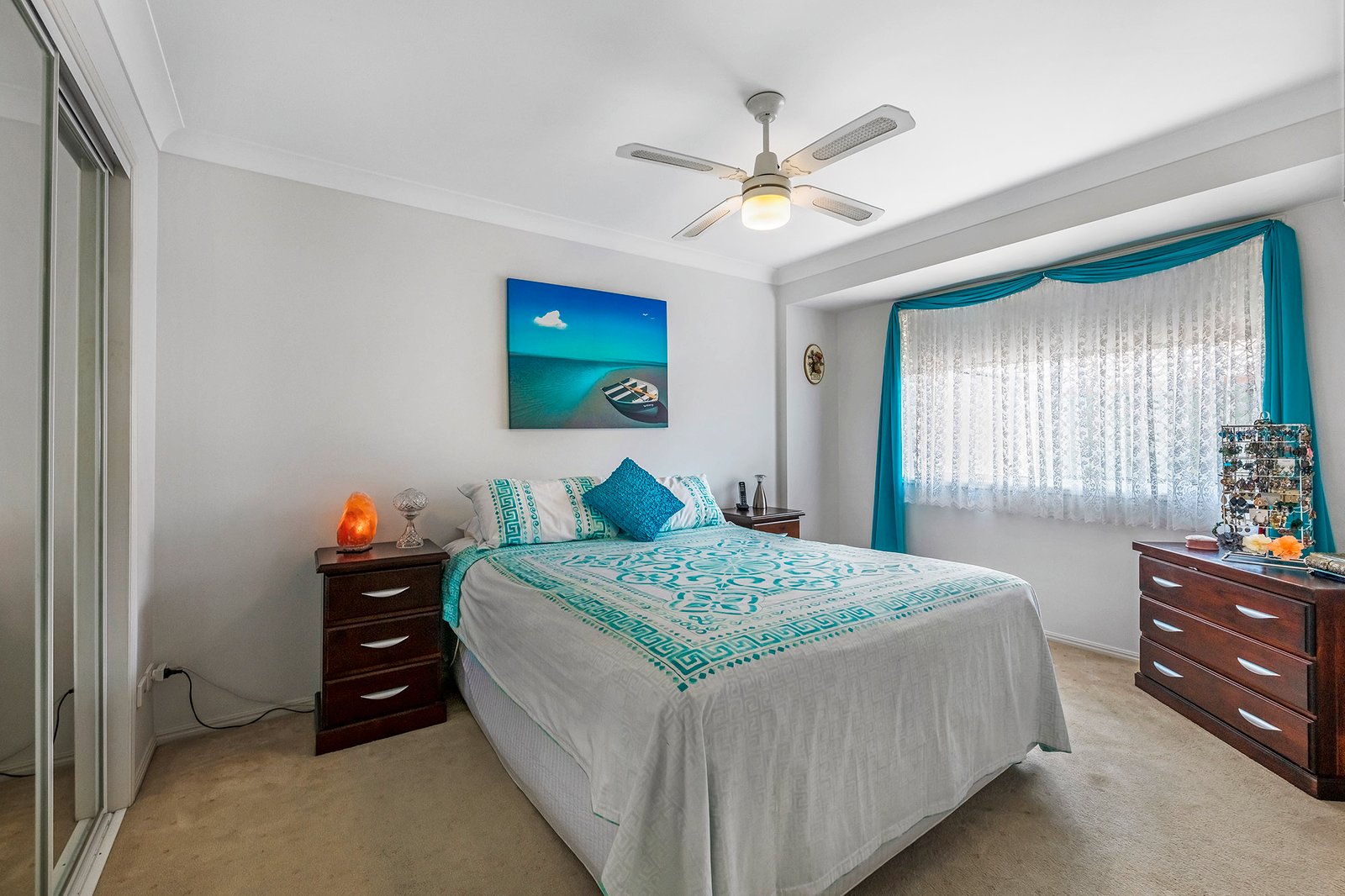 2/12 Navars Street REEDY CREEK 6