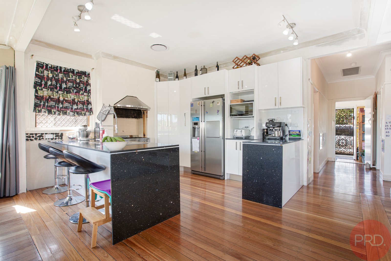 212 New England Highway RUTHERFORD 6