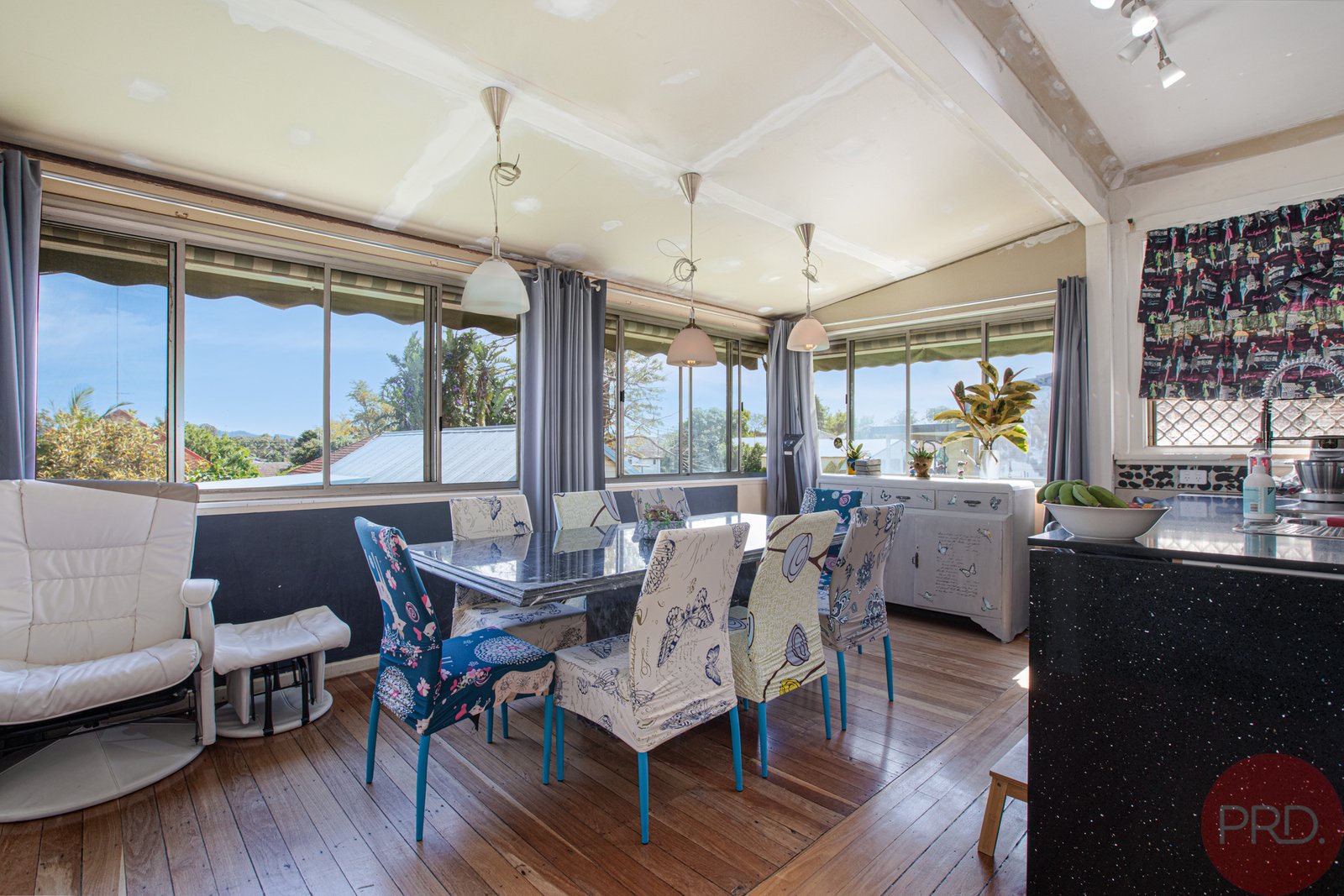 212 New England Highway RUTHERFORD 8