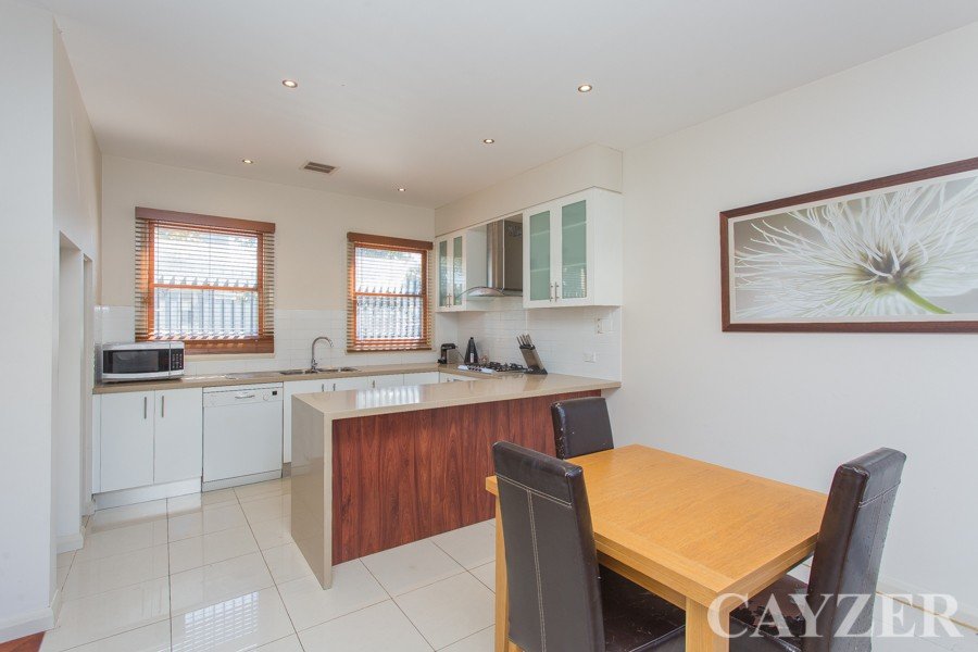 Gallery: 212 Nott Street