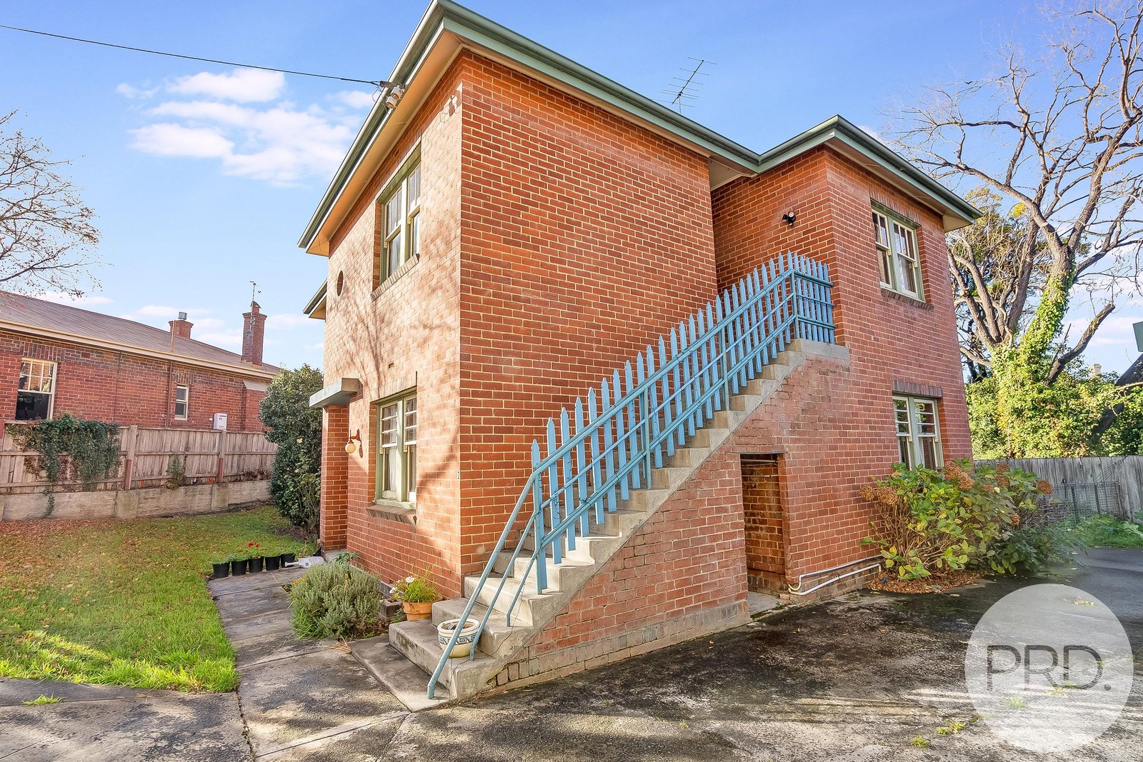 2/12 Osborne Street SANDY BAY 1