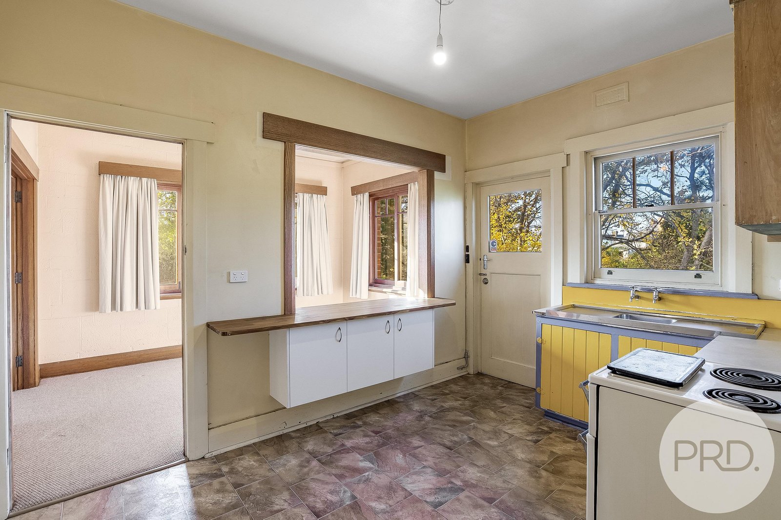2/12 Osborne Street SANDY BAY 5
