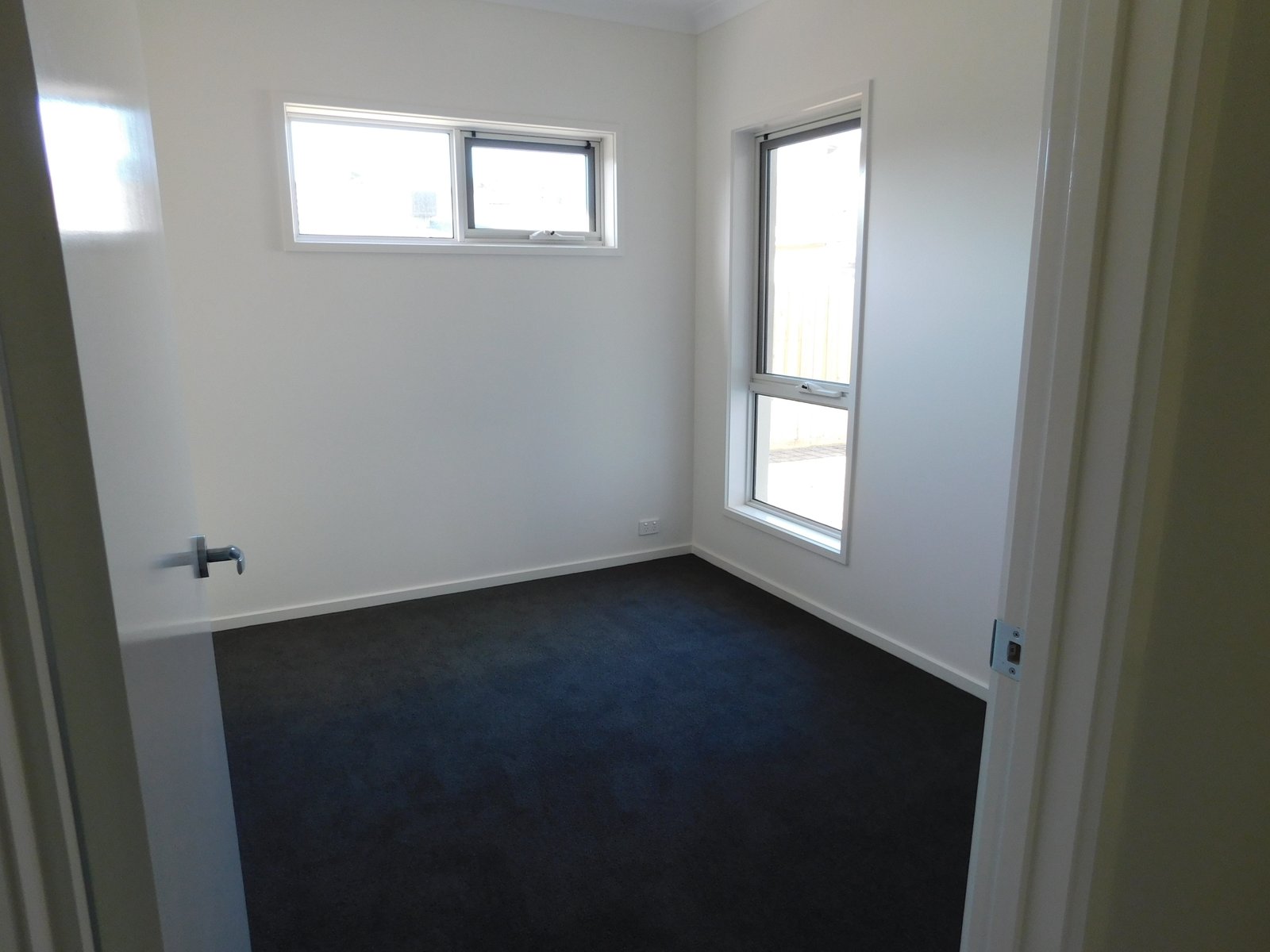 Gallery: 2/12 Patern Street