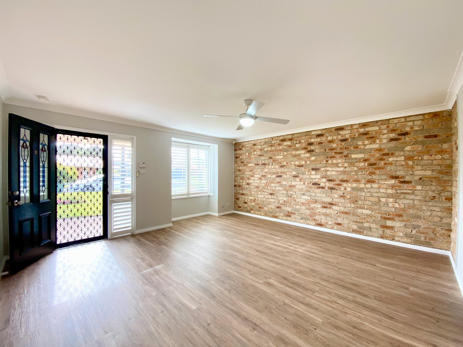 2/12 Pebble Parade FINGAL BAY 2