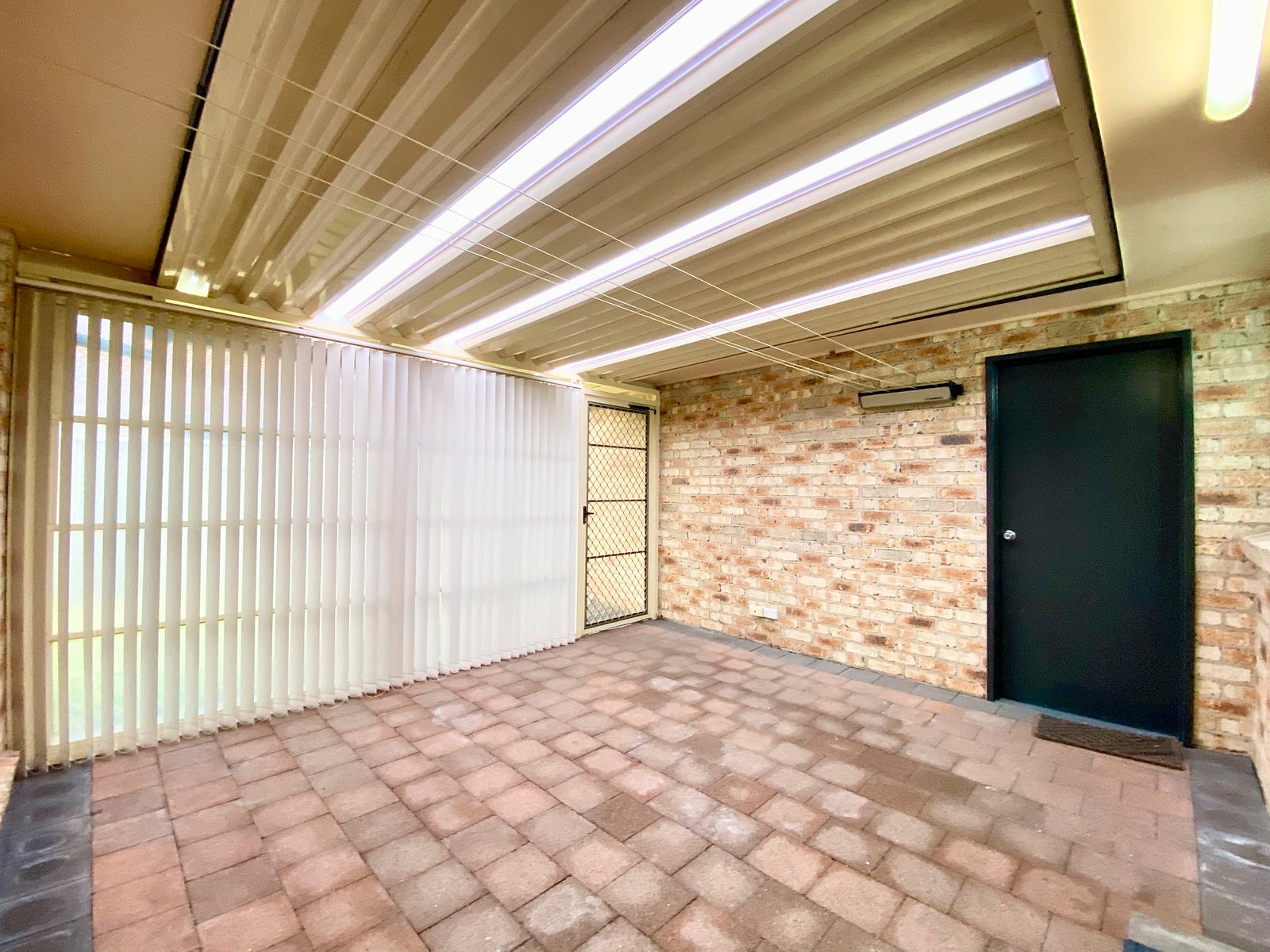 2/12 Pebble Parade FINGAL BAY 9