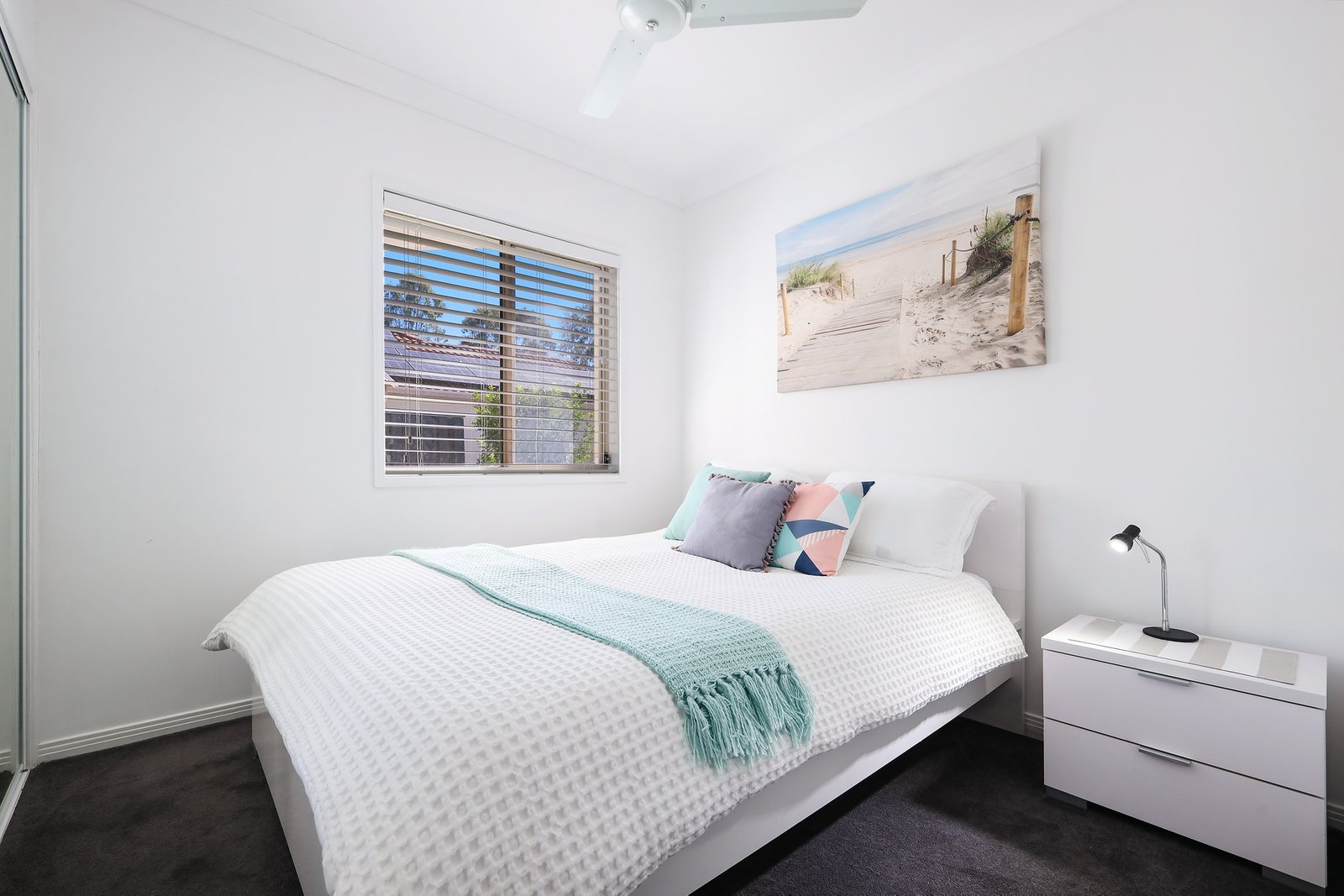 2/12 Pilar Court MOLENDINAR 10