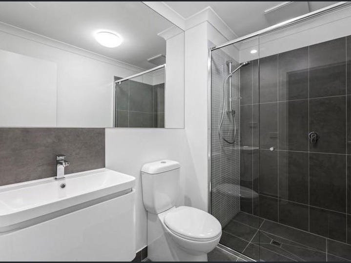 Gallery: 2/12 Russell Street