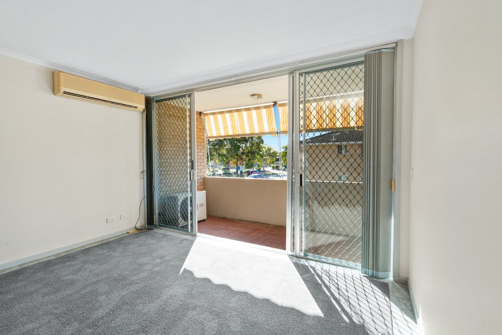 2/12 Solander Street TWEED HEADS 4