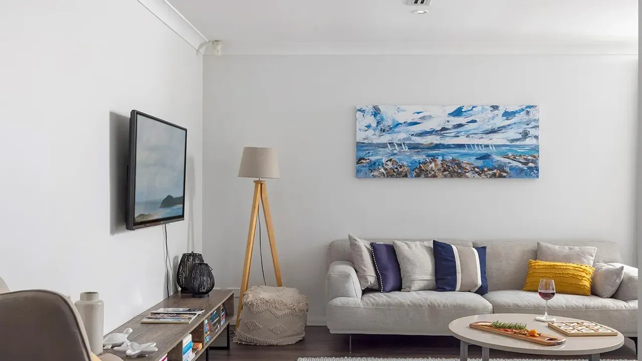 212 Soldiers Point Road SALAMANDER BAY 9
