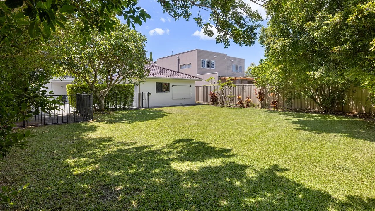 212 Soldiers Point Road SALAMANDER BAY 27