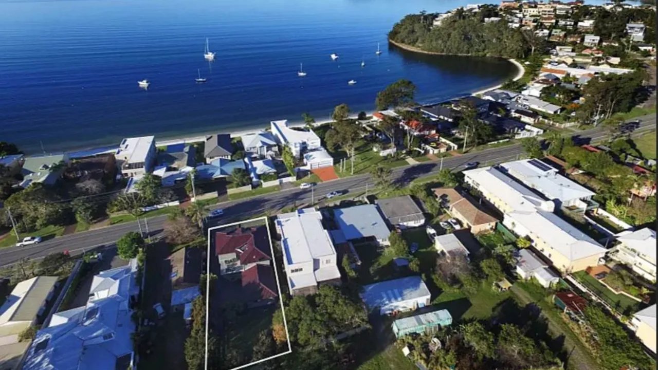 212 Soldiers Point Road SALAMANDER BAY 29