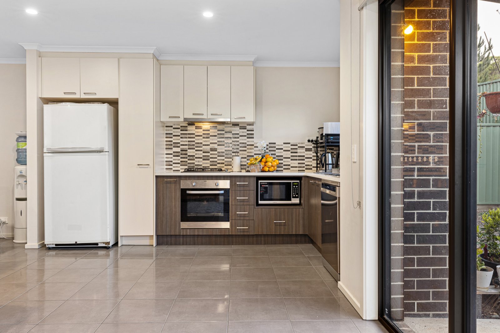 Gallery: 2/12 Stanbury Avenue