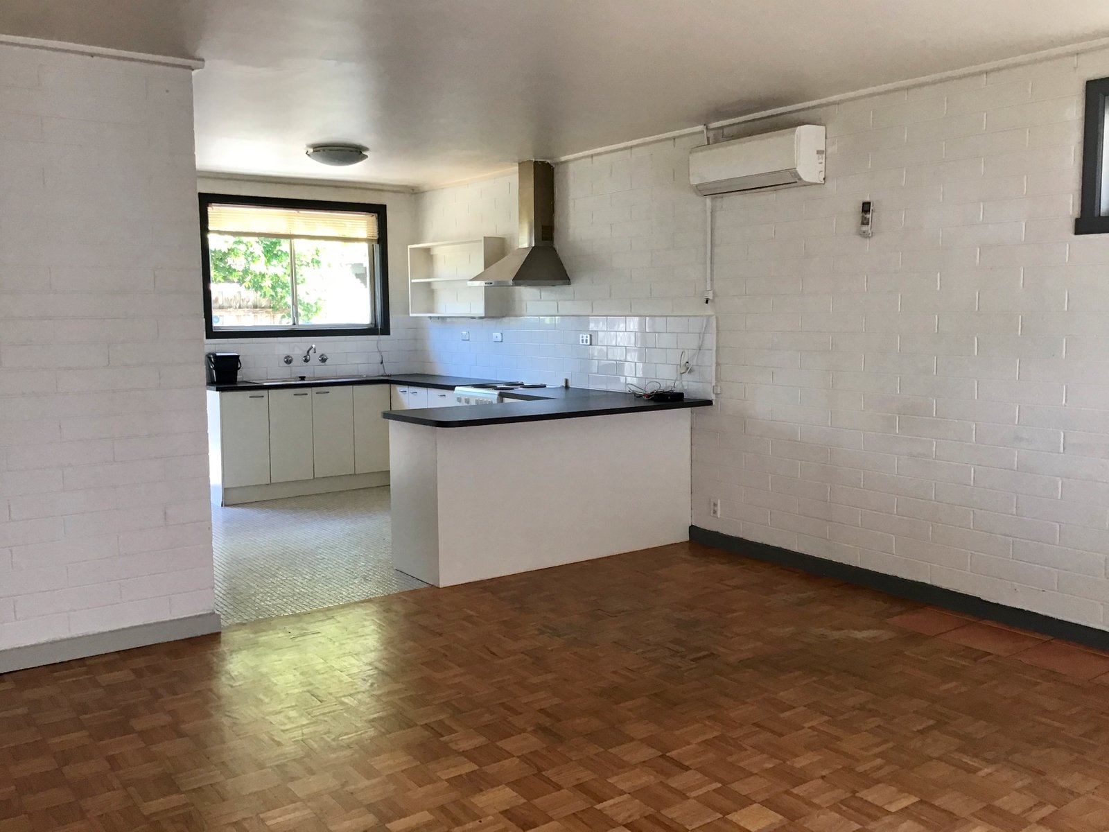 Gallery: 2/12 Turner Road