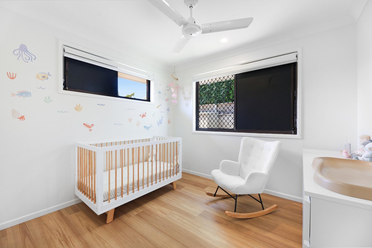 2/12 Wagtail Court BURLEIGH WATERS 10