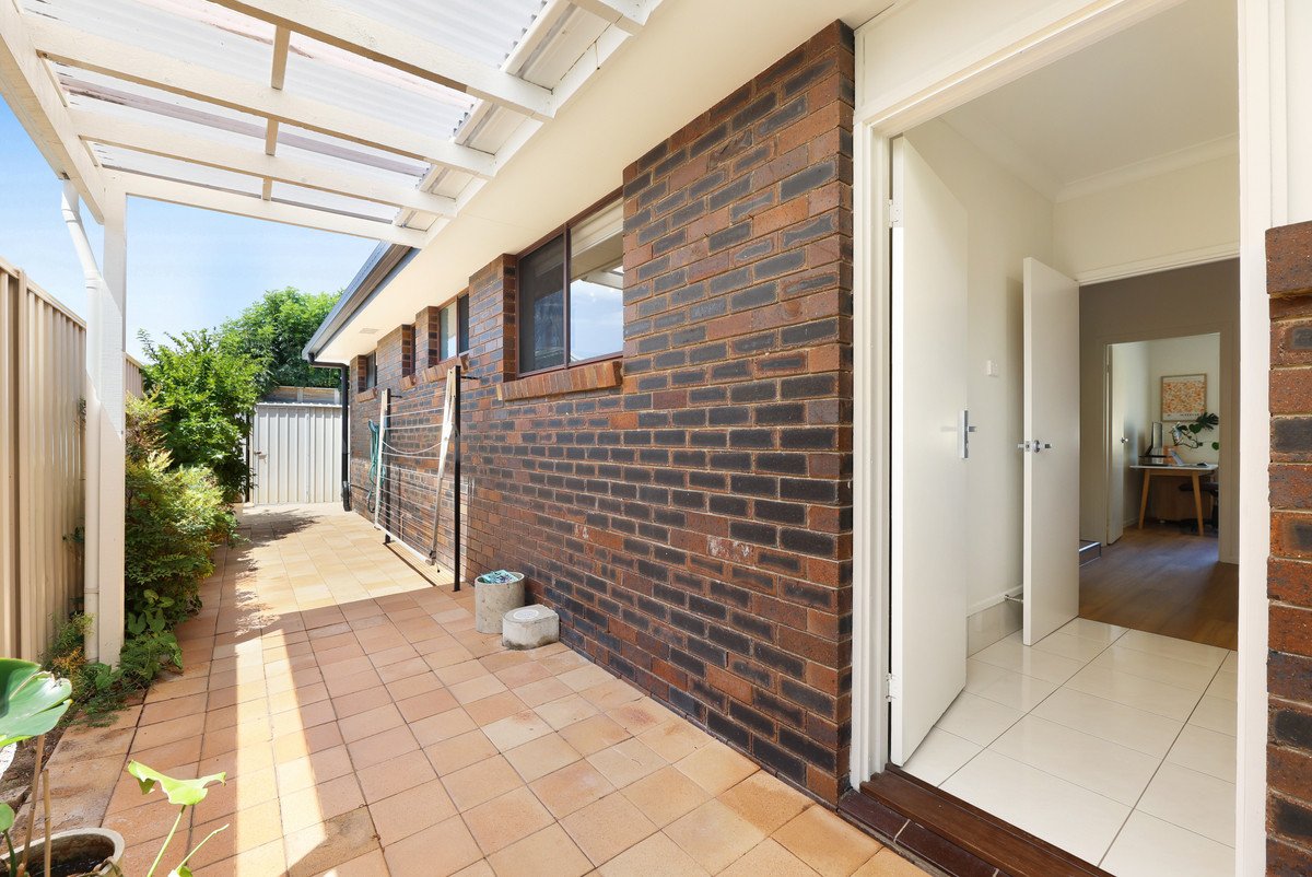 2/12 Wagtail Court BURLEIGH WATERS 14