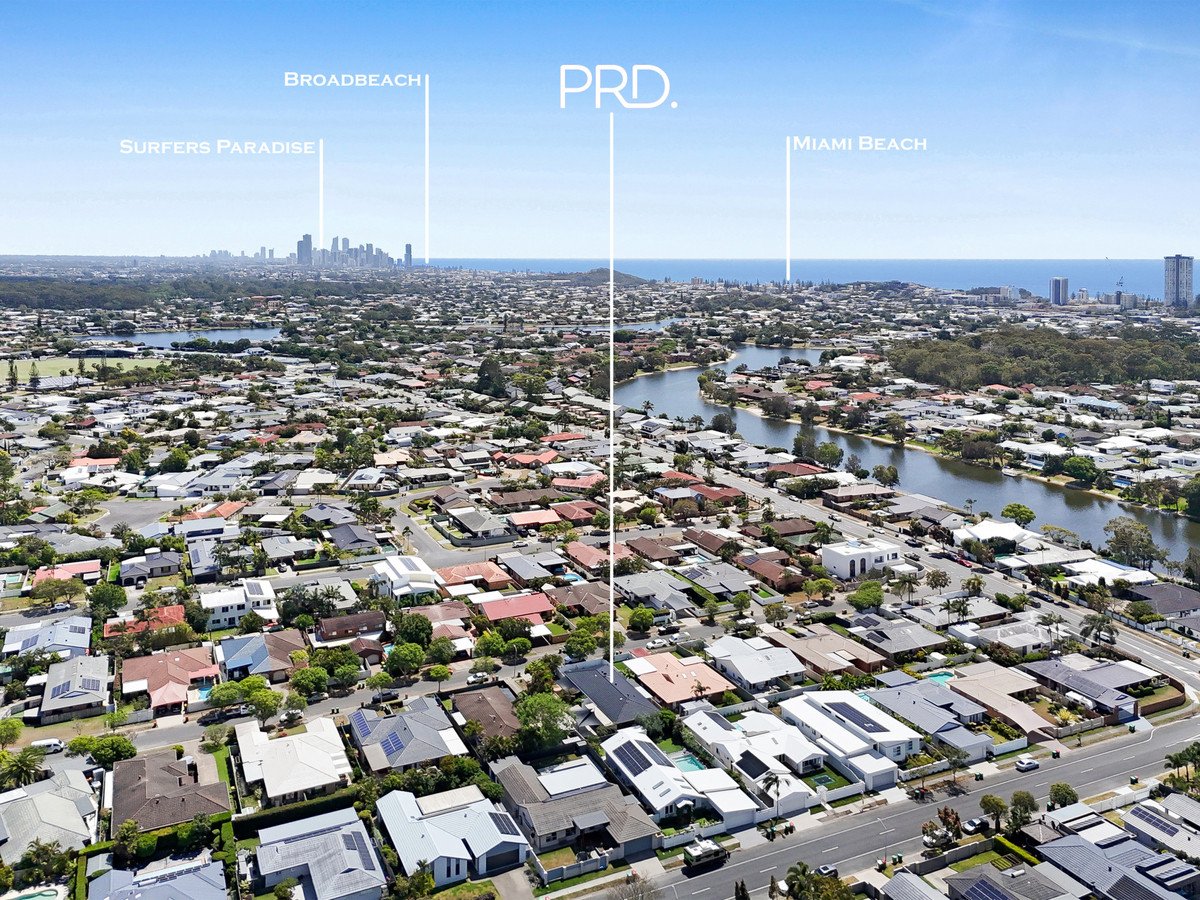 2/12 Wagtail Court BURLEIGH WATERS 19