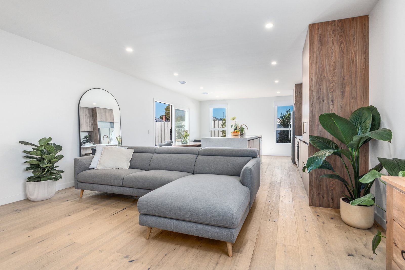 Gallery: 2/12 Walsgott Street