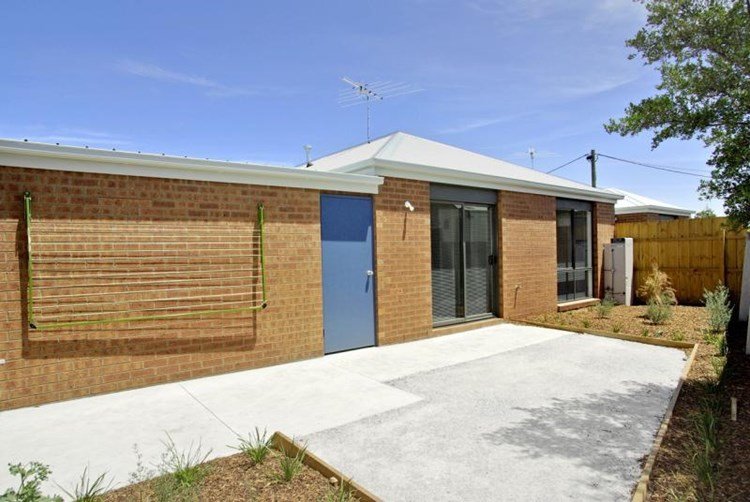 Gallery: 2/12 Warrawee Avenue