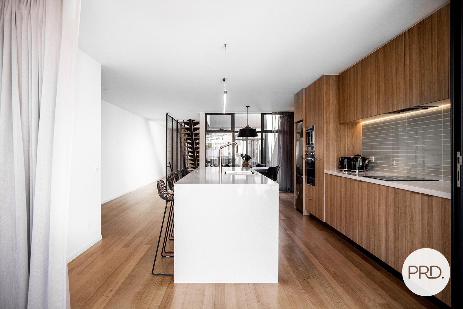 2/12 Warwick Street NORTH HOBART 1